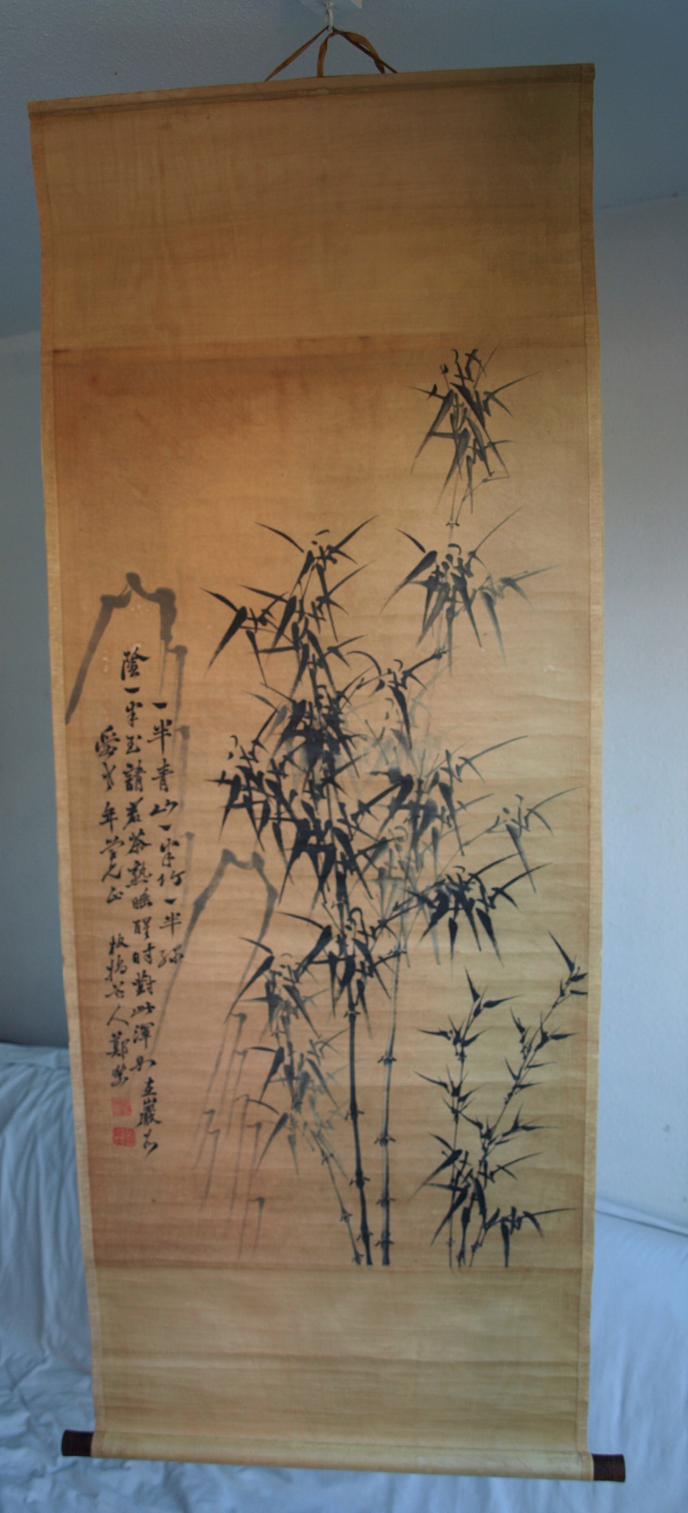 Niet of onleesbaar gesigneerd - Japanse of Chinese scroll, Riet - Inkt op papier, opgerold op houten stok kopen? Bied vanaf 1!