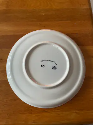 Toine Corstjens - Twee heel mooie borden , in heel goede staat kopen? Bied vanaf 150!