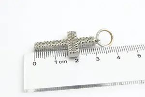 98 - Grote 18 Krt wit-gouden kruishanger - gekeurd kopen? Bied vanaf 190!