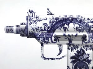 Magnus Gjoen - Delft Blue series: UZI ; Giclee print kopen? Bied vanaf 295!