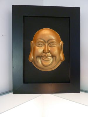 Niet of onleesbaar gesigneerd - Lachende boeddha relief ingelijst kopen? Bied vanaf 1!