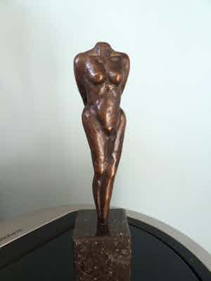 Frans Duckers - Torso (brons) op hardstenen sokkel verkocht voor € 125!