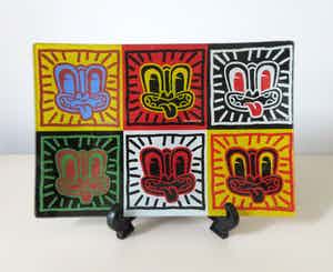 Niet of onleesbaar gesigneerd - Glazen schaal "Red Haring" - Dick Frizzell (NZ) verkocht voor € 1!