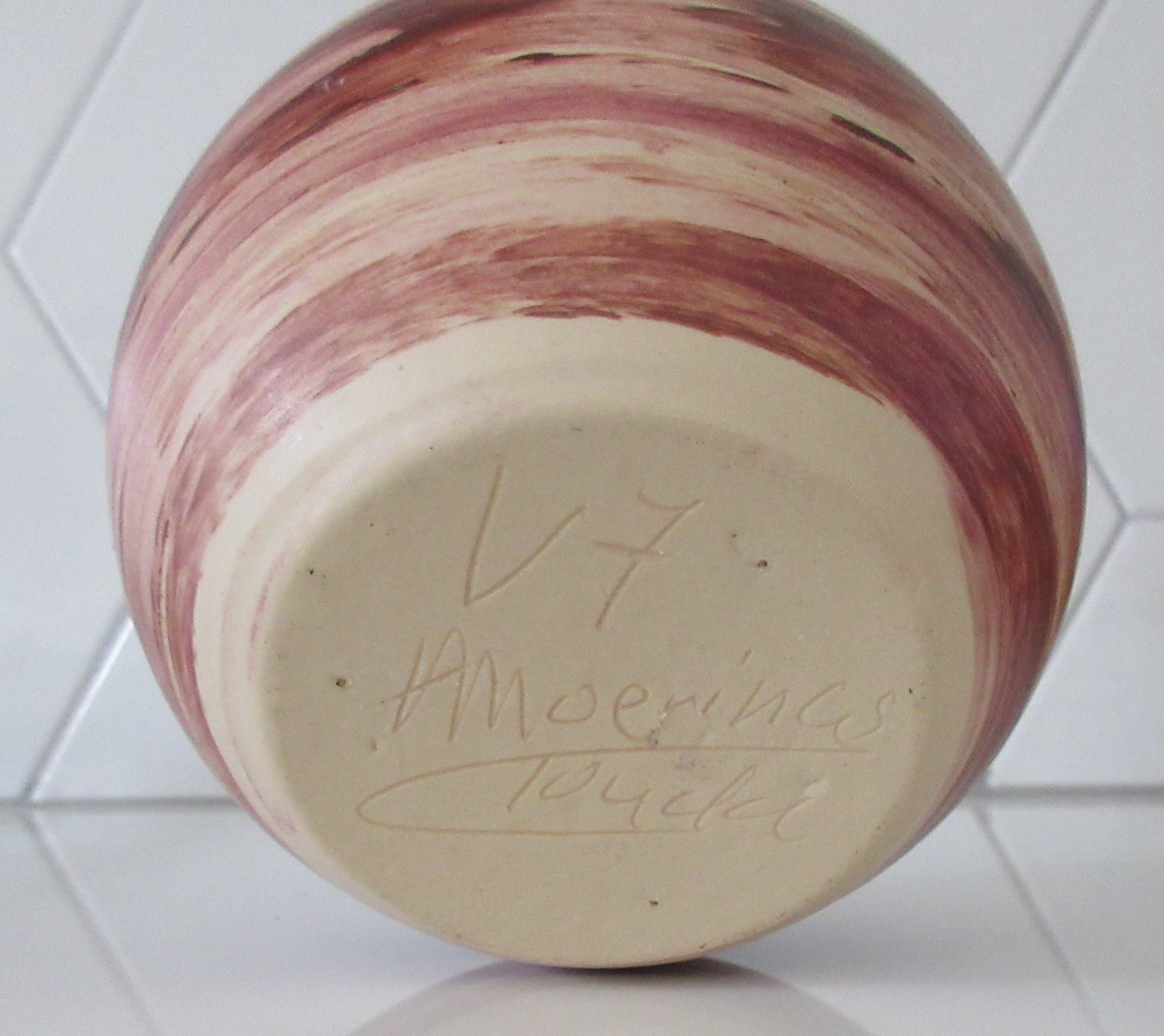 Adrie Moerings - Rood wit Studio Keramische vaas model V7 kopen? Bied vanaf 1!