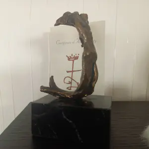 Salvador Dali - Angel of Victory - Bronze Skulptur kopen? Bied vanaf 500!