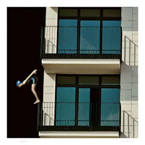 Mr. Strange - Der Hotelpool kopen? Bied vanaf 85!