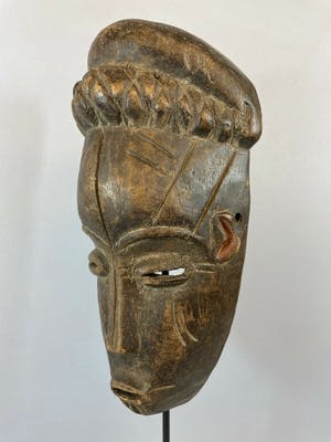 Dan - Old tribal used mask from the Dan people in Liberia. Height; 29 cm. kopen? Bied vanaf 35!