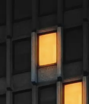 Mr Strange - 's Nachts kopen? Bied vanaf 80!