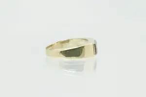 80 - Stijlvolle 14krt gouden pavé ring met 4 briljant gesl. (0.30ct) diamant kopen? Bied vanaf 230!