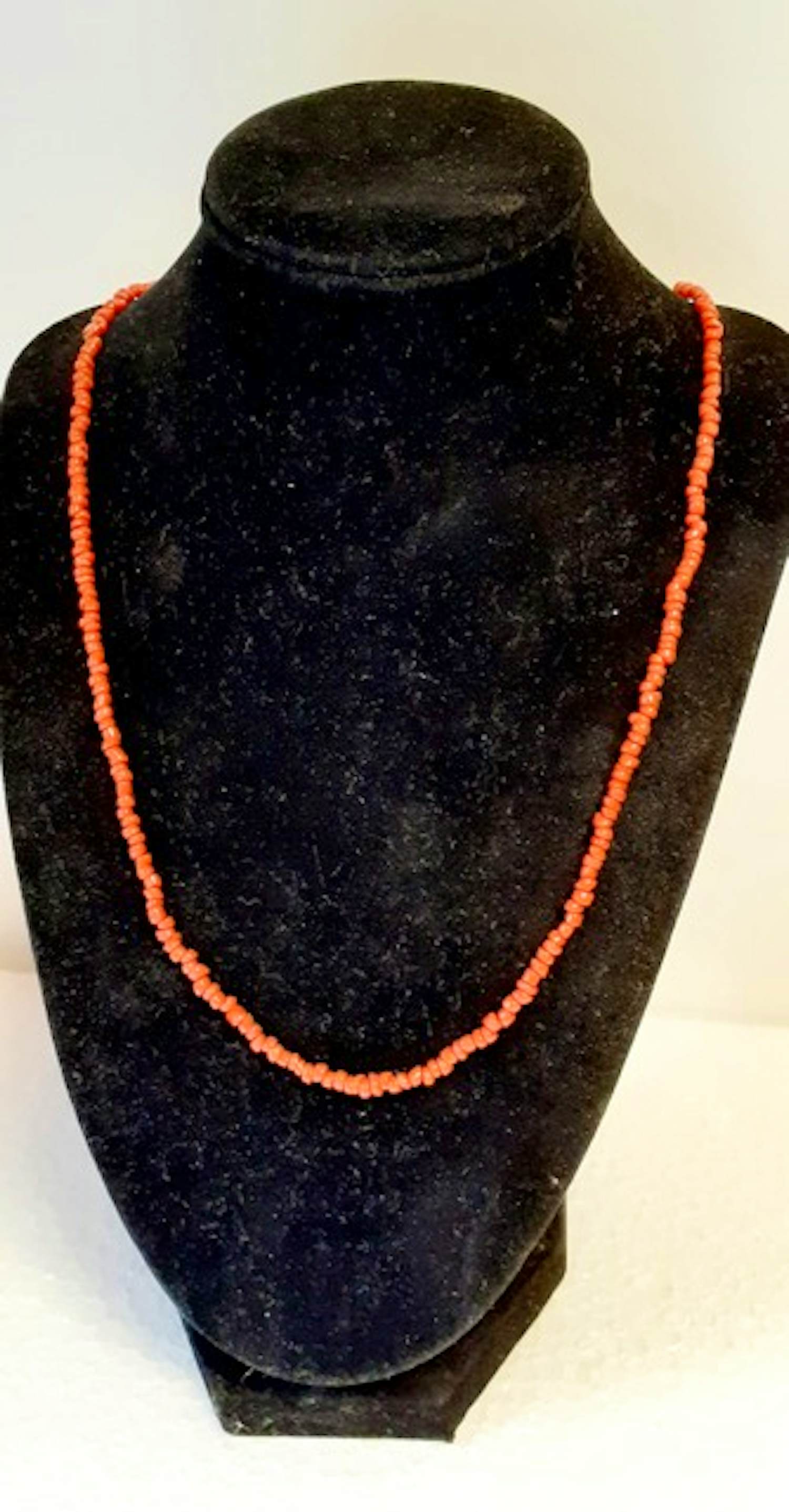 Antieke zeldzame victoriaanse zalm rode Koraalkralen ketting circa 1880 verkocht voor € 150!