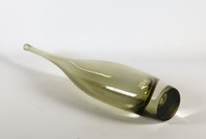 Buy Bengt Orup - Glas, Slanke glazen vaas door Johansfors? Bid from 1!