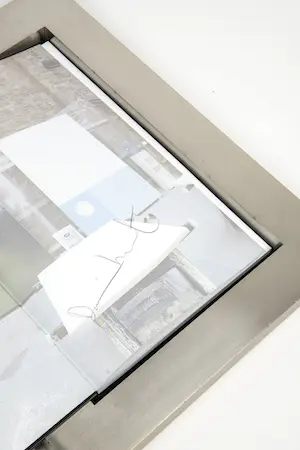 AcheterDamien Hirst - gesigneerd, The Elusive Truth, New Paintings, exclusieve uitgave in metalen box? Enchérissez de 1750!