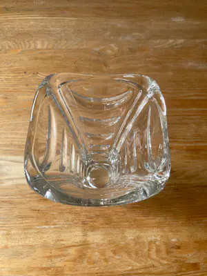 Vaclav Hanus - Gedrapeerde glazen vaas voor Hermanova Hut, 1960ies kopen? Bied vanaf 35!