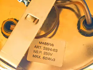 Willy Daro - Deckenlampe Messing vergoldet mit Blumenmuster für Massive 1970er Jahre kopen? Bied vanaf 300!