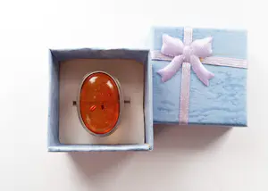 Baltisch Barnsteen en sterling zilveren ring, Modernistisch design. kopen? Bied vanaf 65!