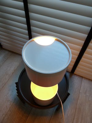 Niet of onleesbaar gesigneerd - Tafellamp NEBU 70’s naar ontwerp van Erik van Buijtenen kopen? Bied vanaf 1!