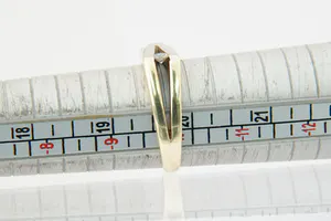 Vintage 14 krt gouden A-symmetrische solitair-ring - bicolor - 0.10ct briljant kopen? Bied vanaf 160!