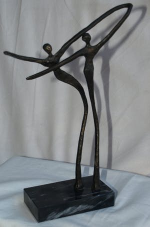 Corry Ammerlaan - Beeld op sokkel , 2 Dansers kopen? Bied vanaf 1!