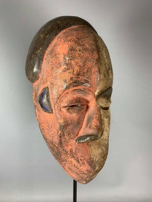 Pende - 210125 - African deformed nose mask from the Pende - Congo. kopen? Bied vanaf 35!