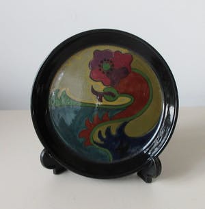 Plateelbakkerij Zuid-Holland - Twee glansplatelen schotels uit 1922 kopen? Bied vanaf 35!