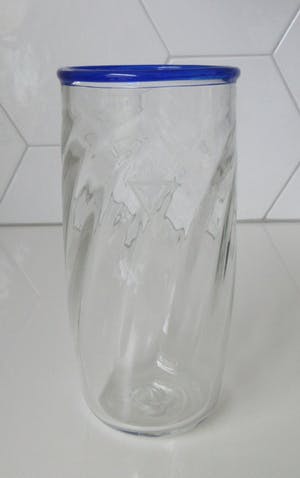 Niet of onleesbaar gesigneerd - Twee Studio Glazen vazen (2) kopen? Bied vanaf 10!