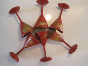 Niet of onleesbaar gesigneerd - Japans Makie lakwerk zes houten bekertjes kopen? Bied vanaf 10!