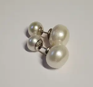 Nieuwe zilveren natuurlijke parel dubbelzijdige omkeerbare,  oorstekers kopen? Bied vanaf 85!