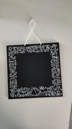 Keith Haring - Pop Shop Chalkboard 53 x 53 cm zwart kopen? Bied vanaf 90!