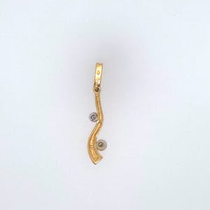 18K Goud - handgemaakte bicolor hanger met diamant,2,35 gr. kopen? Bied vanaf 140!