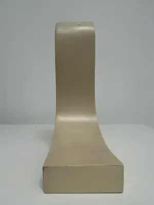 Hil Andringa - kunststof sculptuur | 'zonder titel' kopen? Bied vanaf 1!