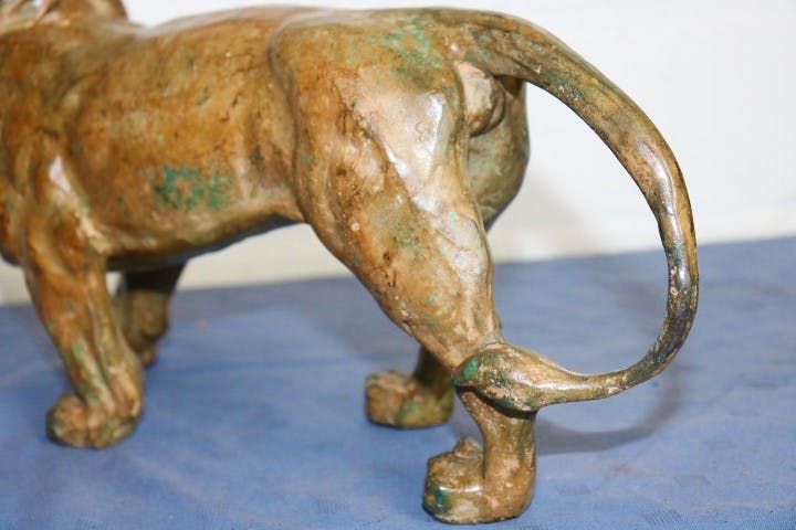 Pierre Chenet - bronzen leeuw kopen? Bied vanaf 350!