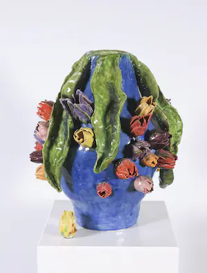 Wendy Limburg - Keramieken dekselvaas met tulpen kopen? Bied vanaf 100!