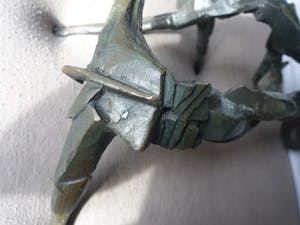 Paul Elshout - Bronzen beeld van 3 zwevende figuren kopen? Bied vanaf 675!