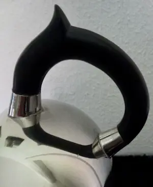 Curiosa - Vintage Tuimel theepot - Bakeliet en Chroom - jaren '50. kopen? Bied vanaf 50!