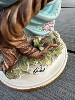 Real Fabbrica Capodimonte - Zittende Dame kopen? Bied vanaf 150!