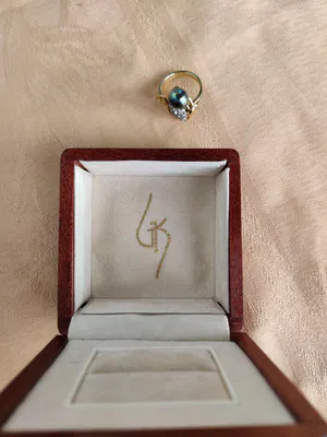 Krista Vandevelde - Creatie: romantische gouden ring (18KT) met diamant en Tahitiaanse parel kopen? Bied vanaf 450!