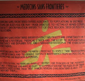 Wilfred Ukpong - Groot beschilderd doek , “Médecins Sans Frontières” – 117 x 125 cm - 1999 kopen? Bied vanaf 1!