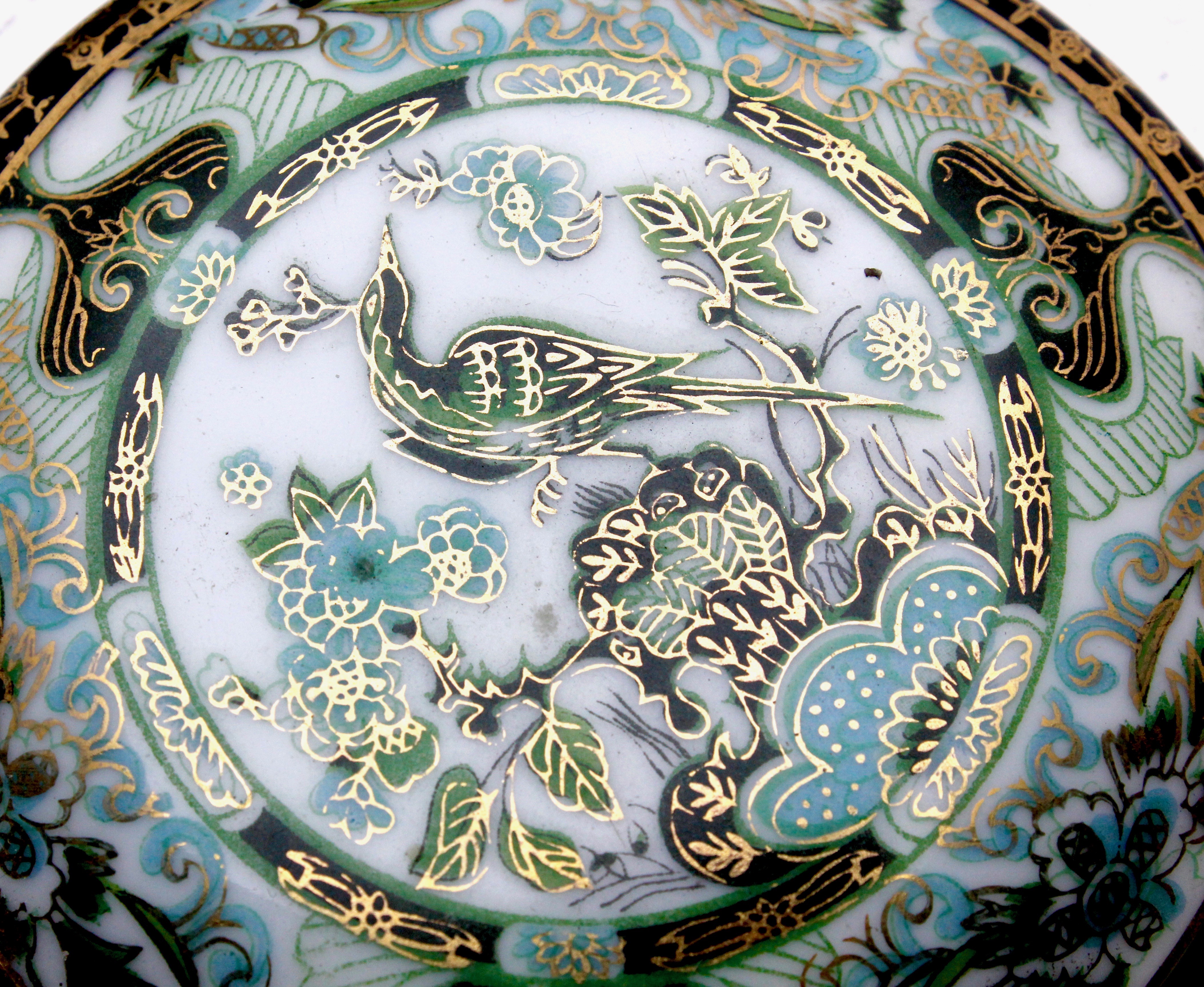 Saji - Imari dekselschaal met groen 'Saji' decor kopen? Bied vanaf 1!