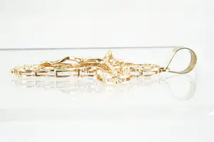 53 - Grote & sierlijke 14 Krt geel-gouden Corpus kruishanger kopen? Bied vanaf 290!