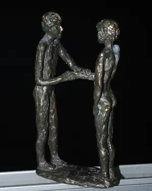 Buy Astrid Veldhuyzen-Koppen - 2 bronzen figuren? Bid from 80!