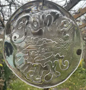 Royal Leerdam - Glazen Raamhanger “Rommelmarkt 1979” kopen? Bied vanaf 38!