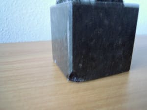 Niet of onleesbaar gesigneerd - Prachtig bronzen beeldje - moeder met kind. kopen? Bied vanaf 10!