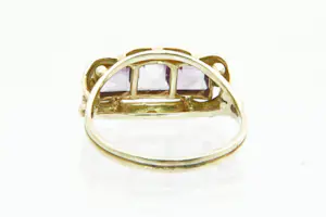 20- Klassieke 14Krt geel gouden dames ring met 3x  Amethisten kopen? Bied vanaf 150!