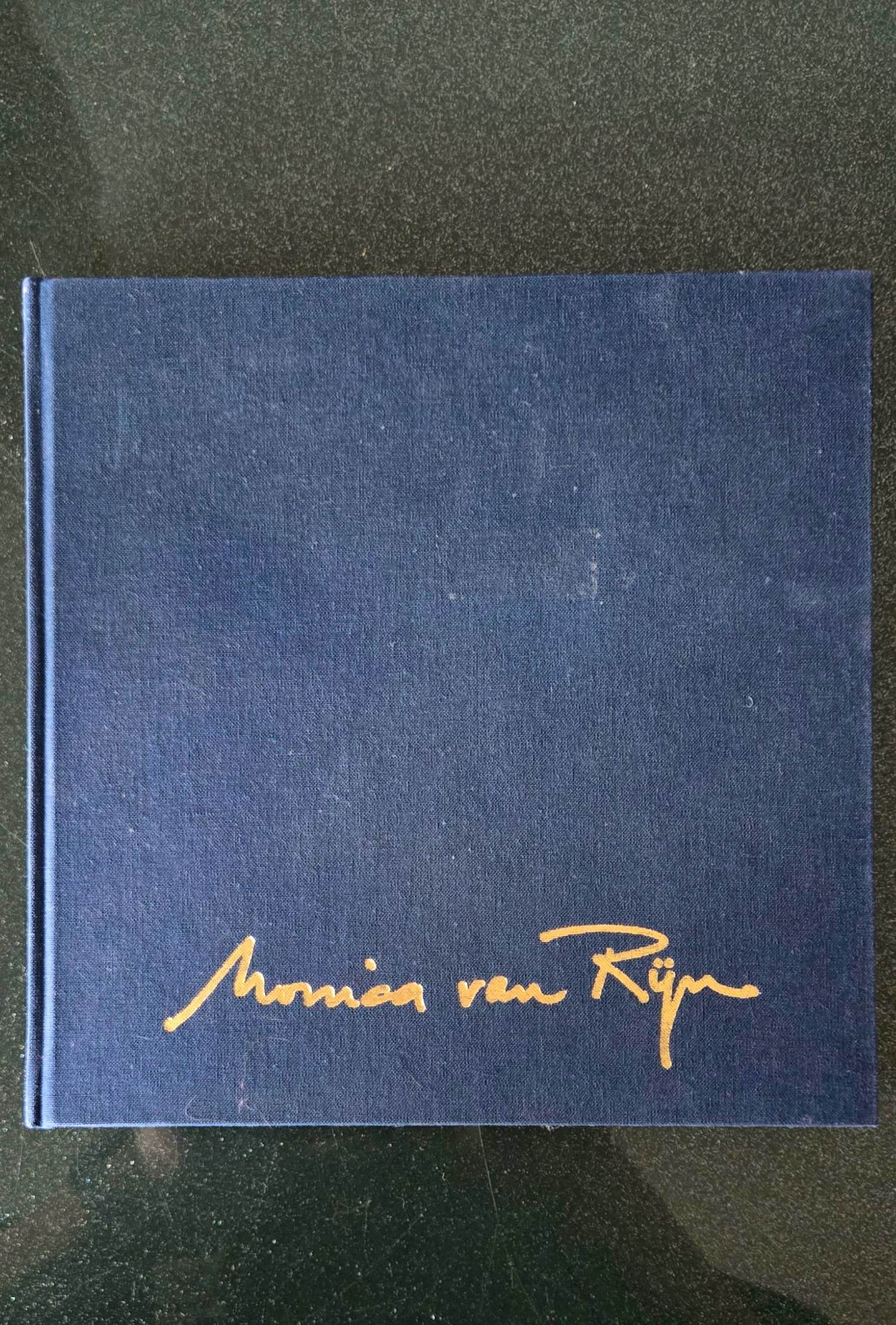 Monica van Rijn - Layers kopen? Bied vanaf 50!