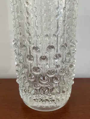 Hermanova Hut - “Candle wax” vaas ontworpen in de jaren’70 door Frantisek Peceny kopen? Bied vanaf 28!