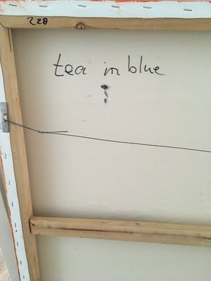 Theo Broeren - Acryl op doek ‘ Tea in Blue ‘ ( GROOT ) kopen? Bied vanaf 150!