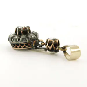 14k goud met Z1 zilver hanger bezet met roos geslepen diamenten 0.30 ct kopen? Bied vanaf 250!