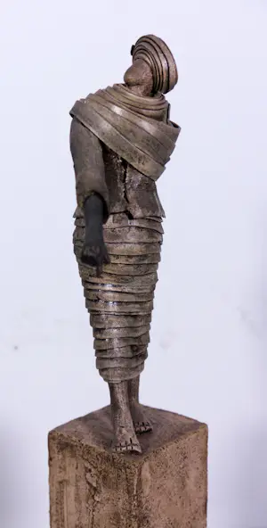 Jikke van de Waal-Bijma - Keramiek, Lot van 7 beelden (Figuren) kopen? Bied vanaf 250!