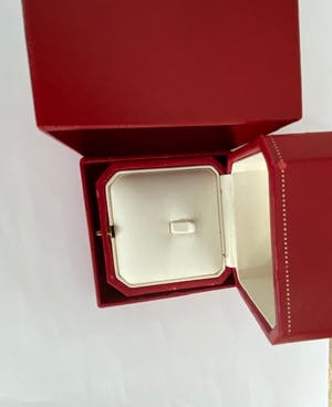 Cartier- Witgouden ring kopen? Bied vanaf 700!