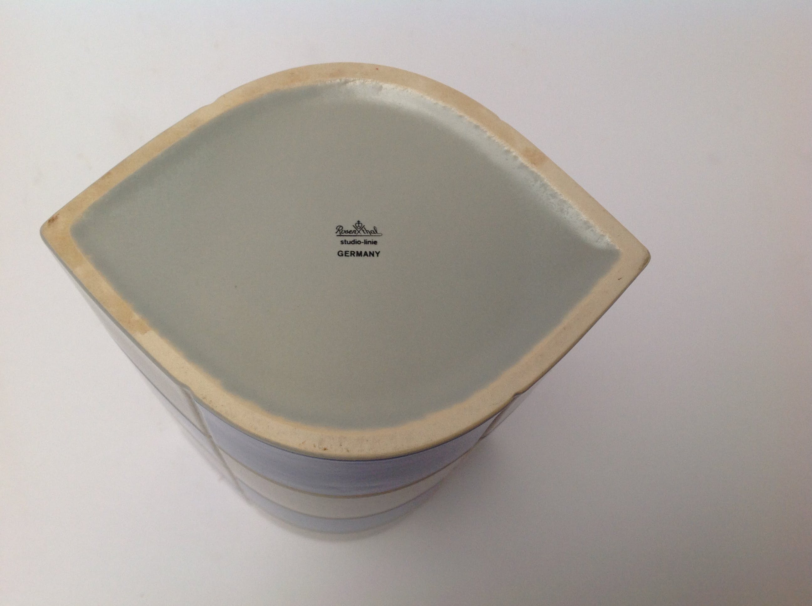 Jan van der Vaart - Schach vaas met blauwe en grijze vakken, Porselein Rosenthal  kopen? Bied vanaf 65!